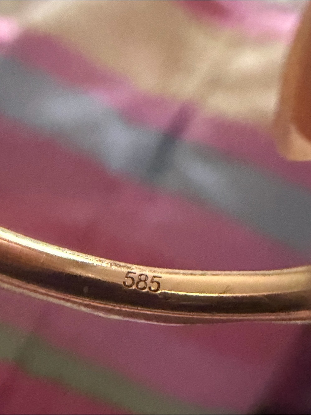 Kendra Scott 585 14k Gold Diamond band ring - Picture 10 of 13